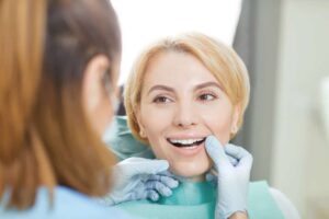 dental bonding treatment