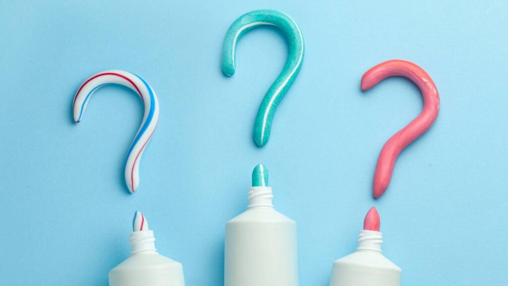 Things To Remember Before Choosing The Best Toothpaste For Porcelain Veneers